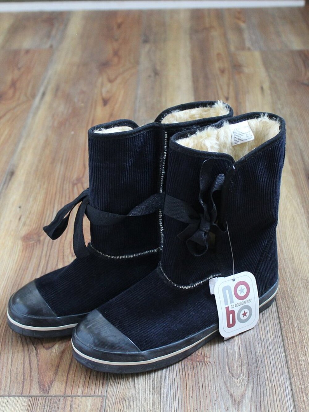 No Boundaries Deep Navy Corduroy Faux Fur Winter Boots Sz 5.5